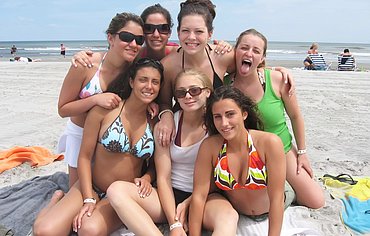 horny brazilian beach pics